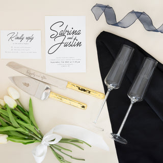 Mr. & Mrs. Gift Boxed 7 oz Glass Toasting Flute Set