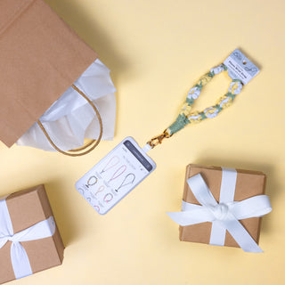 Daisy Wristlet Crocheted Hands-Free Wrist Strap