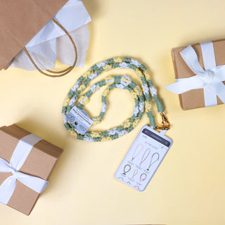 Daisy Crossbody Crocheted Phone Lanyard