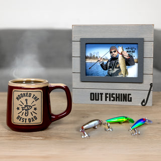 Hooked Dad 16 oz Mug