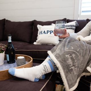 Amazing 18 oz Stemless Glass & Sock Set