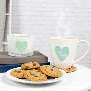 Special Friend 11 oz - 100% Soy Wax Candle Scent: Tranquility