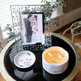 Mr. & Mrs. 8 oz - 100% Soy Wax Reveal Candle
Scent: Tranquility