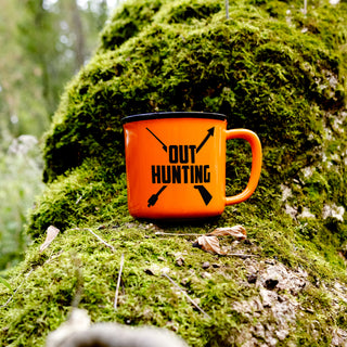 Out Hunting 18 oz Mug