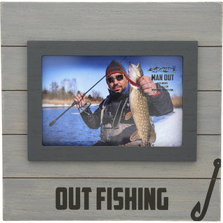 Fishing 8.75" Frame
(Holds 6" x 4" Photo)