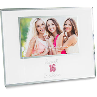 Sixteen 9.25" x 7.25" Frame
(Holds 6" x 4" Photo)