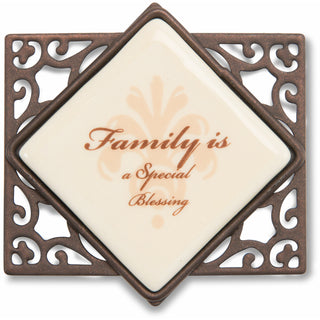 Family 2.25" x 2" Magnet with Scroll