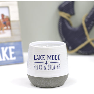 Lake Mode 11 oz - 100% Soy Wax Reveal Candle
Scent: Serenity