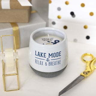 Lake Mode 11 oz - 100% Soy Wax Reveal Candle
Scent: Serenity