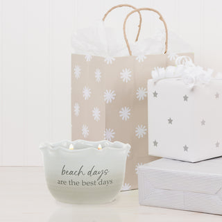 Beach Days 11 oz - 100% Soy Wax Reveal Candle
Scent: Tranquility