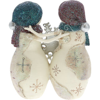 Special Couple 4.5" Snowcouple Holding a Snowflake