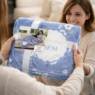 Amazing Mom 50" x 60" Royal Plush Blanket